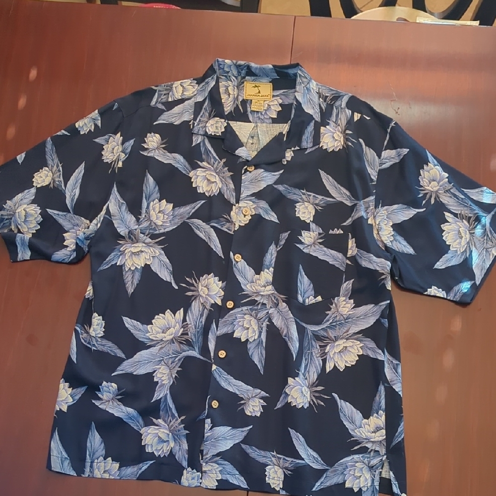 Tommy Bahama Blue and White Casual Button Down Shirt